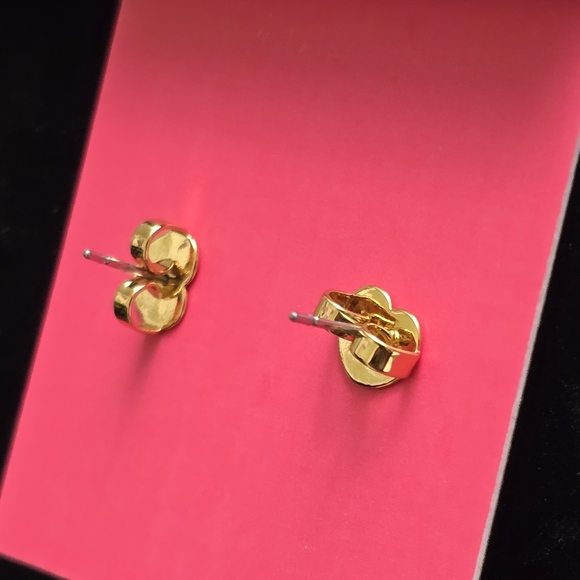 🔥SALE🔥 Kate Spade Take Heart Pendant Necklace & Earrings - Picture 5 of 6